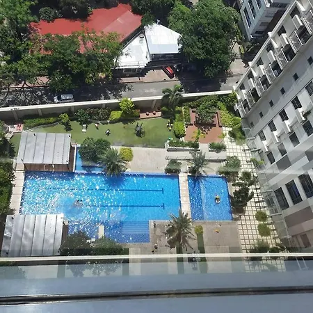 Horizons 101 Studio + Pool + Gym + Netflix Apartment
